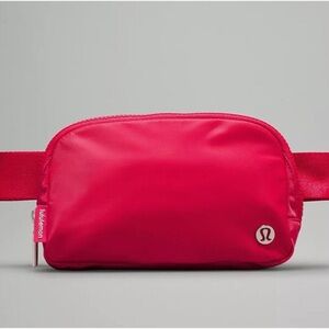 Lululemon Everywhere Belt‎ Bag Limited Edition Color Cherry Mist NWT